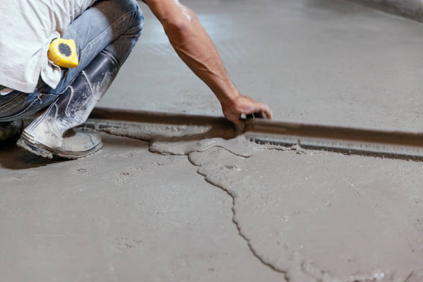 Best Commercial Concrete Services in On Top Of The World Designated Place, FL